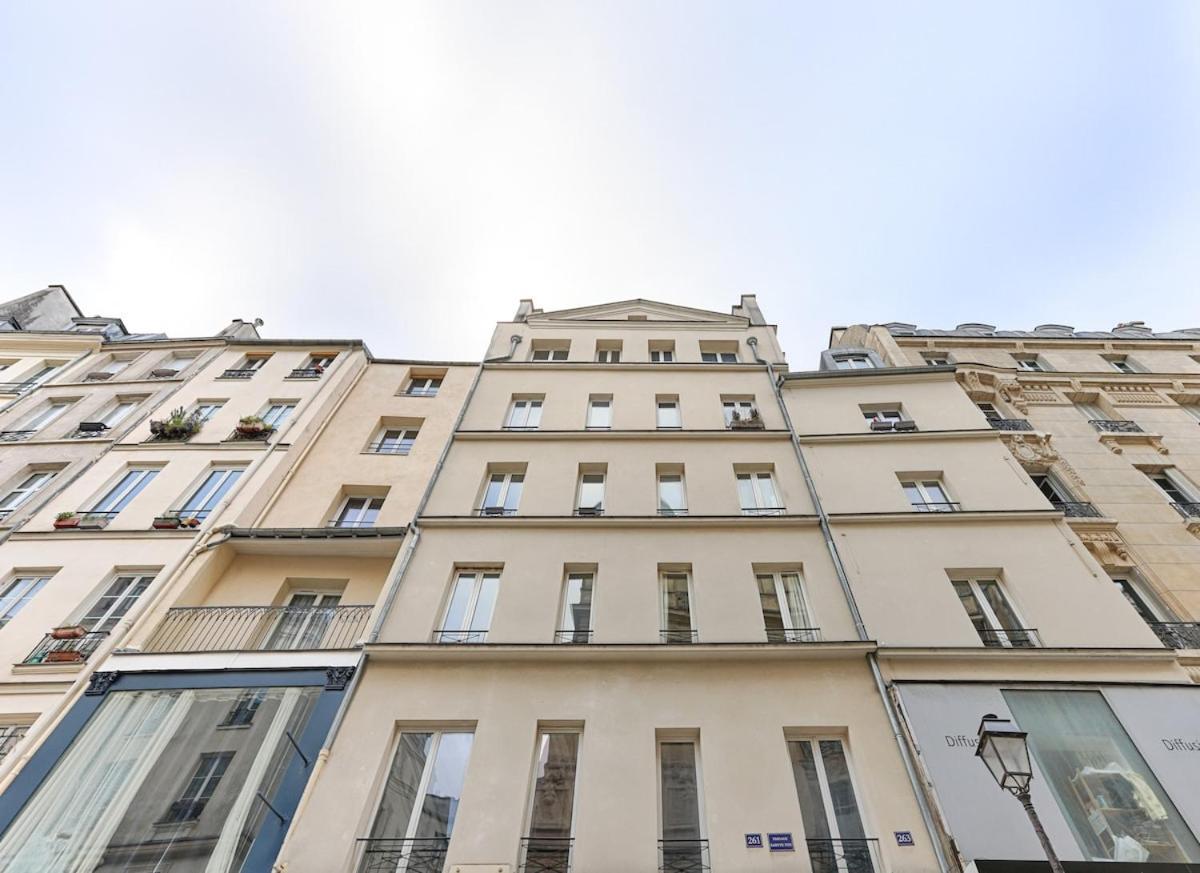 Elegant In Paris' Historic Center Paris